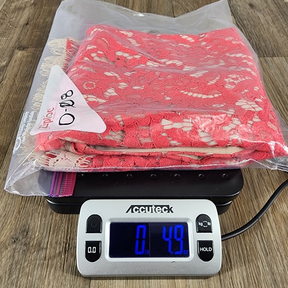 Ann Taylor Coral Lace Sleeveless Zipper Back Top Women's Size 8 - Picture 12 of 12